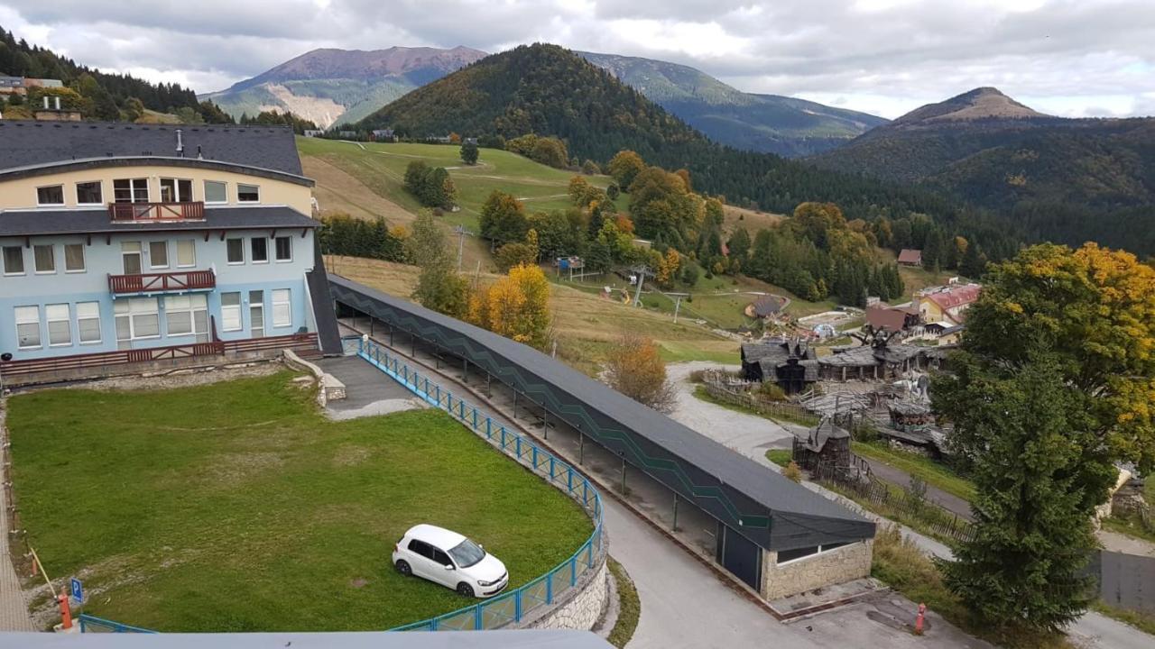Апартаменты Vrchar Доновалы Экстерьер фото